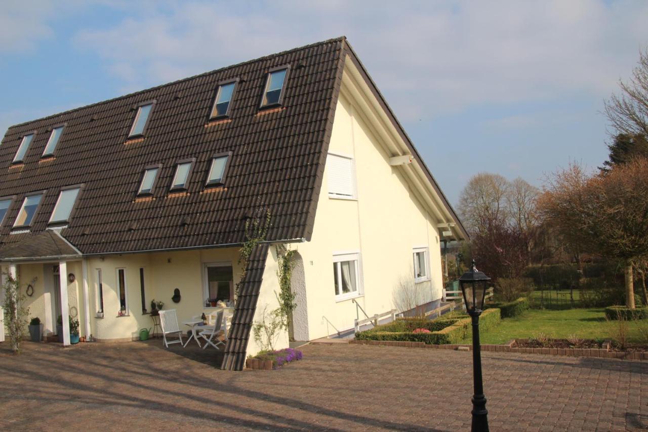 Ferienwohnung Nett Blankenheim  Exteriör bild